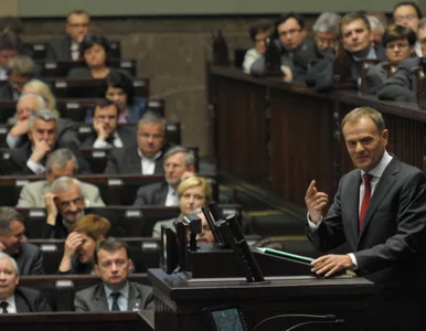 Miniatura: Żołnierze i policjanci będą służyć dłużej...