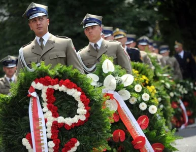 Miniatura: Tusk wybuczany na obchodach Powstania....