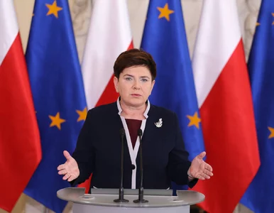 Miniatura: Siemoniak: Dobrze, że premier Szydło milczała