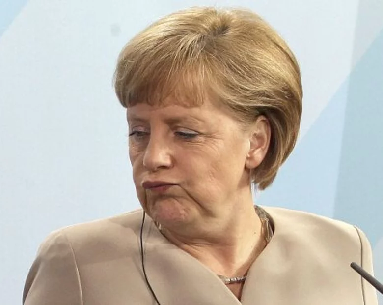 Miniatura: Merkel: Grecja musi się reformować....