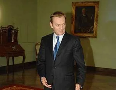 Miniatura: Tusk o fundacji o. Rydzyka:...