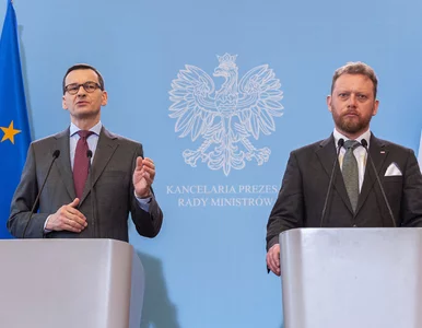 Miniatura: Biskup porównał Morawieckiego i...