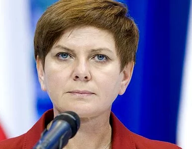 Miniatura: Szydło: Co jakiś czas pojawiają się...