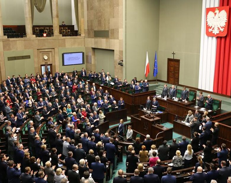 Miniatura: Sejm przyjął uchwałę na 50. rocznicę Marca...