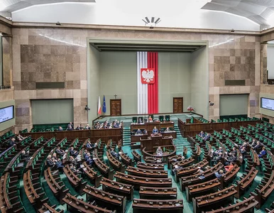 Miniatura: Powinniśmy wiedzieć, ile zarabiają i ile...