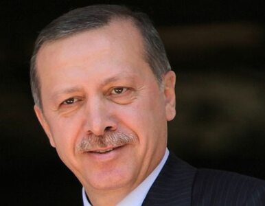 Miniatura: Premier Turcji zarzuca Amerykanom oszczerstwo