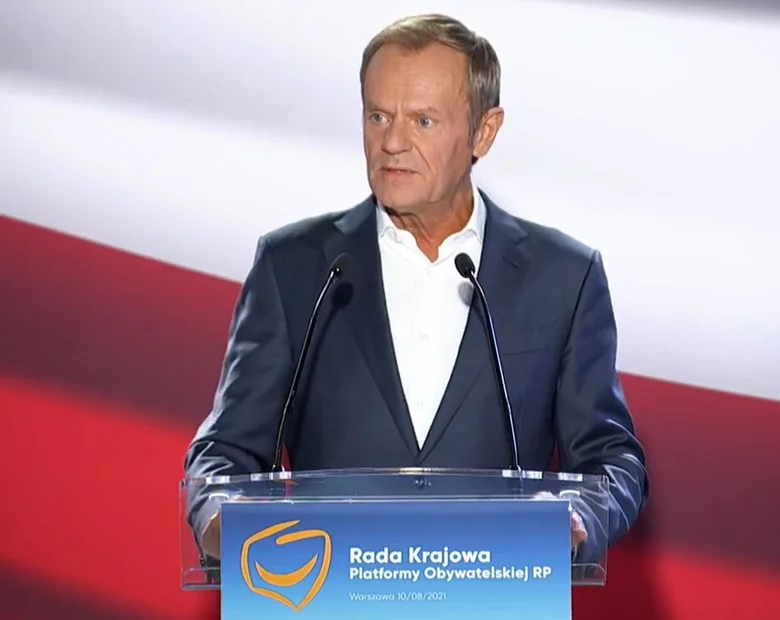 Miniatura: Donald Tusk: Ten rząd kukieł będzie się...