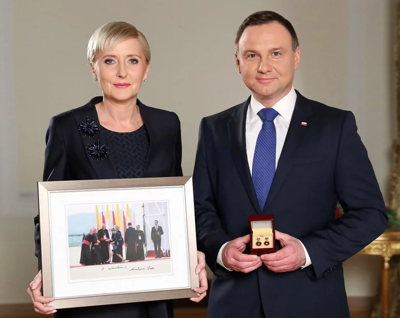 Miniatura: Rekordowa aukcja WOŚP.  200 tys. złotych...