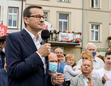 Miniatura: Morawiecki krytykuje rządy Trzaskowskiego...