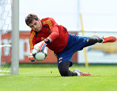 Miniatura: Iker Casillas pobił rekord, Hiszpania wygrała