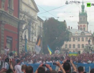 Miniatura: Kibice zorganizowali marsz we Lwowie...