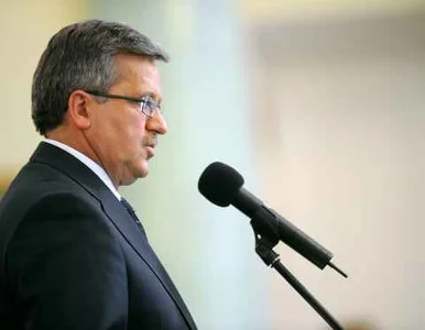 Miniatura: Komorowski: będę odznaczał członków...