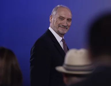 Miniatura: Macierewicz przesłał do prezydenta listę...