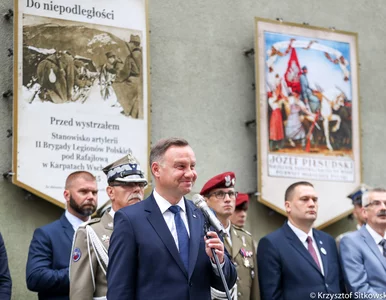 Miniatura: Prezydent Duda przerwał przemówienie w...