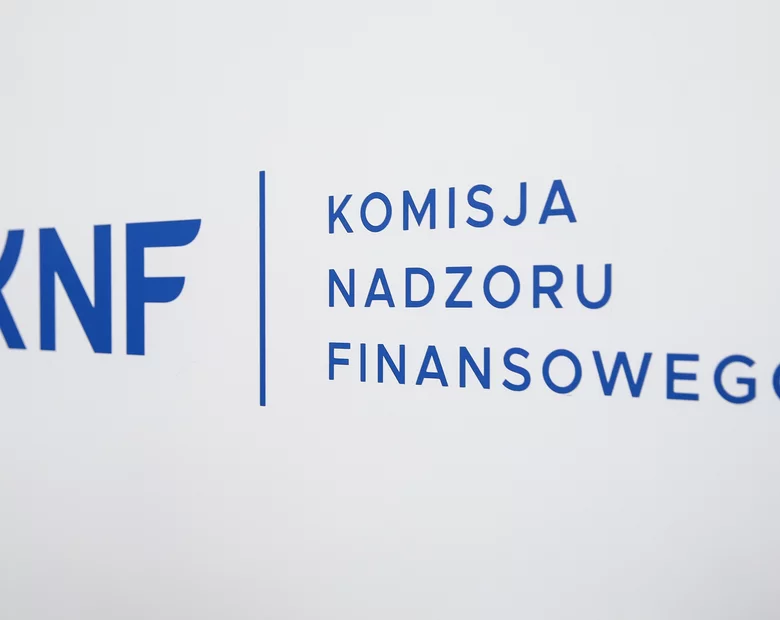 Miniatura: Afera KNF. Posłowie PO weszli do...