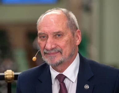 Miniatura: Macierewicz o „wyrafinowanym procesie...