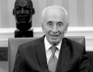 Miniatura: Prezydent Duda żegna Peresa. "Wniósł...