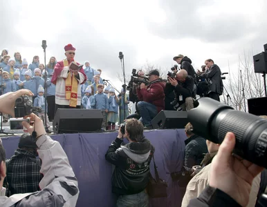 Miniatura: Abp Depo: Kościół nie jest Rydzyka. Ani...