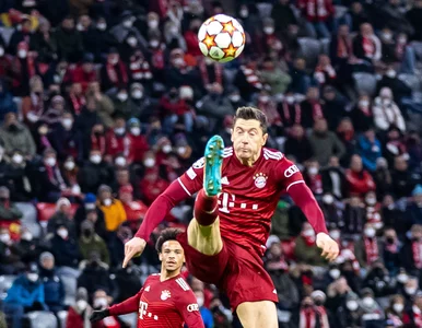 Miniatura: Robert Lewandowski strzela, ale Bayern...