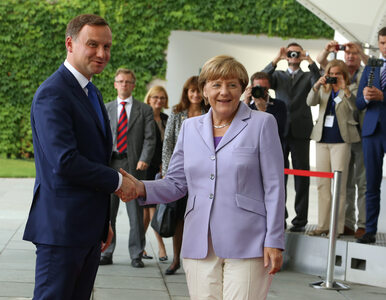 Merkel chce "pozostać w stałym kontakcie" z Dudą i "widzi jak się strona...