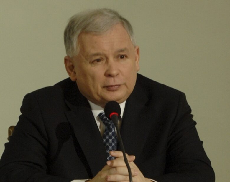 Miniatura: Kaczyński: przed Polską jest wybór - albo...