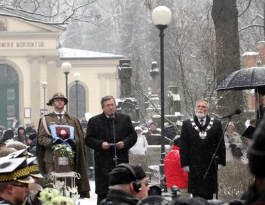 Miniatura: Tusk i Komorowski pożegnali Szymborską