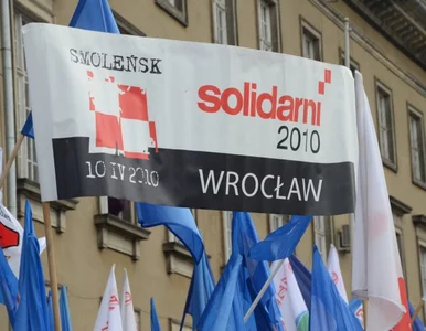 Miniatura: Solidarni 2010: Dość promowania...