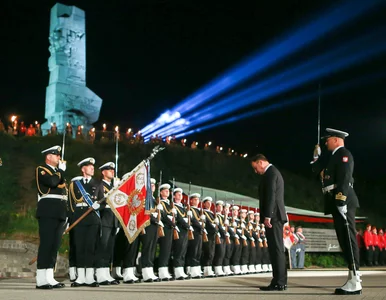 Miniatura: Na Westerplatte zawyły syreny. Apel...