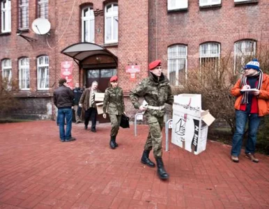 Miniatura: Prokurator: nikt nie groził Przybyłowi....