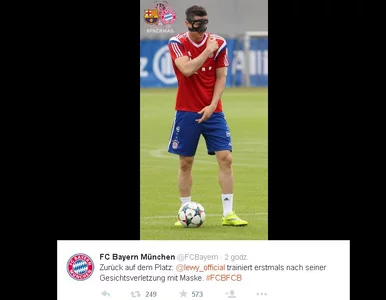 Miniatura: Pierwszy trening Lewandowskiego w masce...