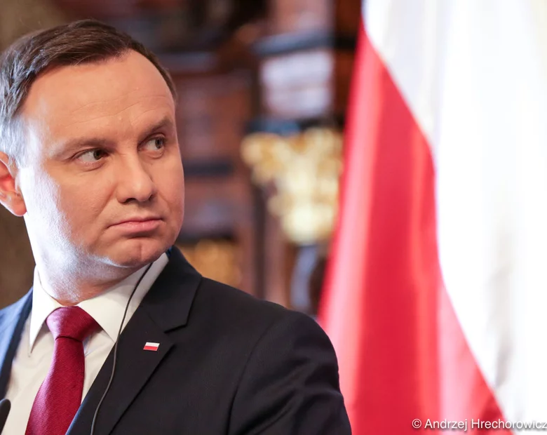 Miniatura: Sondaż prezydencki. Andrzej Duda wciąż...