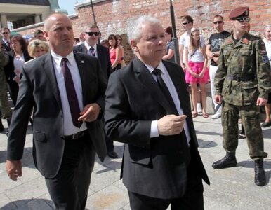 Miniatura: "Kaczyński jak magnat - zacietrzewia się i...