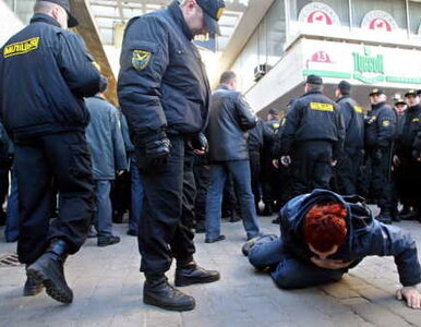 Miniatura: 40 demonstrantów aresztowanych w Mińsku