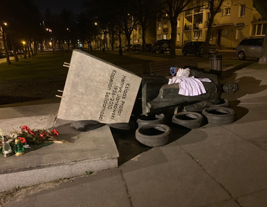 Miniatura: Pomnik ks. Jankowskiego ponownie na ul....
