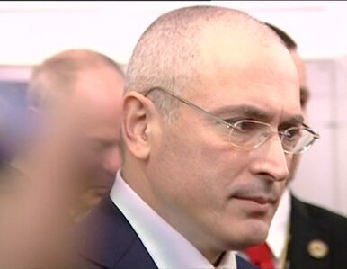 Miniatura: Chodorkowski: Dziękuję dziennikarzom za pomoc