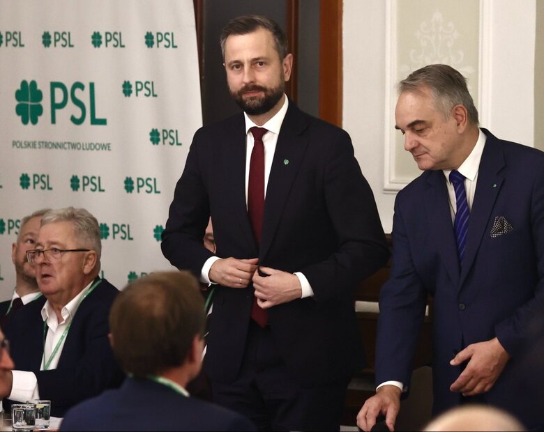 Miniatura: Polityk PSL pokazał na antenie ważny...