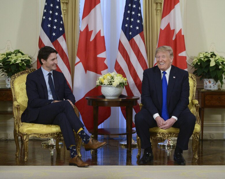 Miniatura: Macron, Johnson i Trudeau wyśmiali Trumpa?...