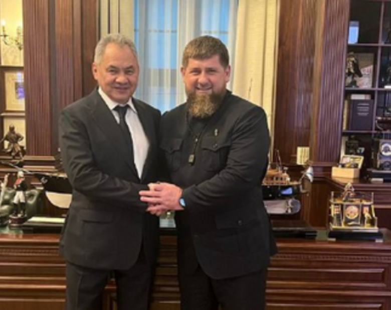 Miniatura: Spotkanie Kadyrowa z Szojgu. Jakie...