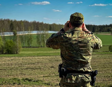 Miniatura: Białoruś kpi z wlotu śmigłowców na teren...