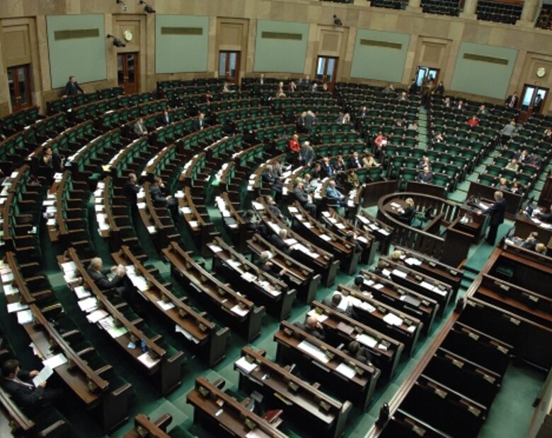 Miniatura: W środę nadzwyczajne posiedzenie Sejmu ws....