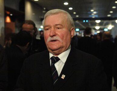 Miniatura: CBOS: Wałęsa największym autorytetem