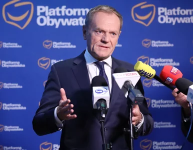 Miniatura: „Niedyskrecje parlamentarne”: Tusk połknie...