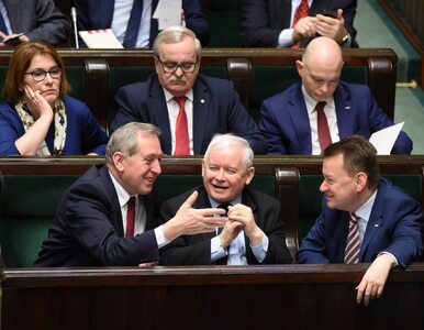 Nowy sondaż. PiS blisko 50 proc. poparcia, Nowoczesna poza Sejmem