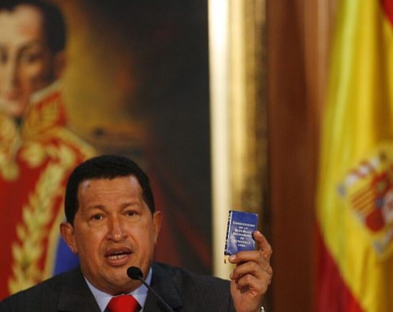 Miniatura: Chavez grozi USA: będziecie żałować