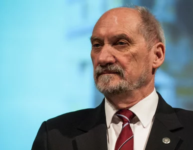 Miniatura: Macierewicz: MON złożył zawiadomienie do...