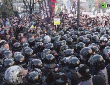 Miniatura: Protest w Kijowie przeciwko polityce...