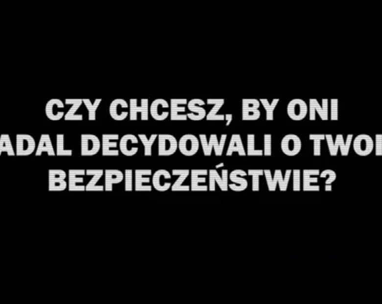 Miniatura: PiS atakuje Kopacz w nowym spocie za...