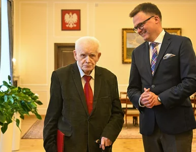 Miniatura: Hołownia poruszony spotkaniem z prof....