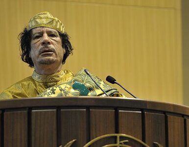 Miniatura: Szwajcaria zamroziła Kadafiemu