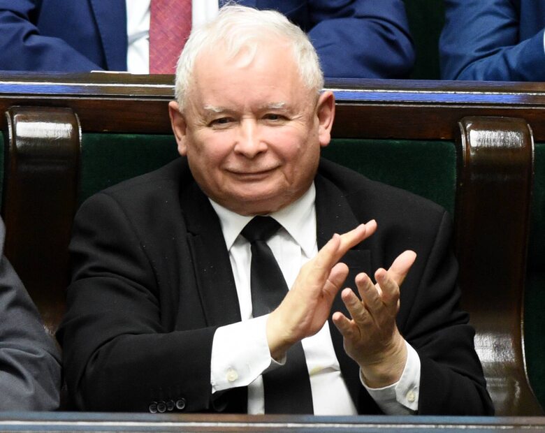 Miniatura: Jarosław Kaczyński i dwóch premierów....